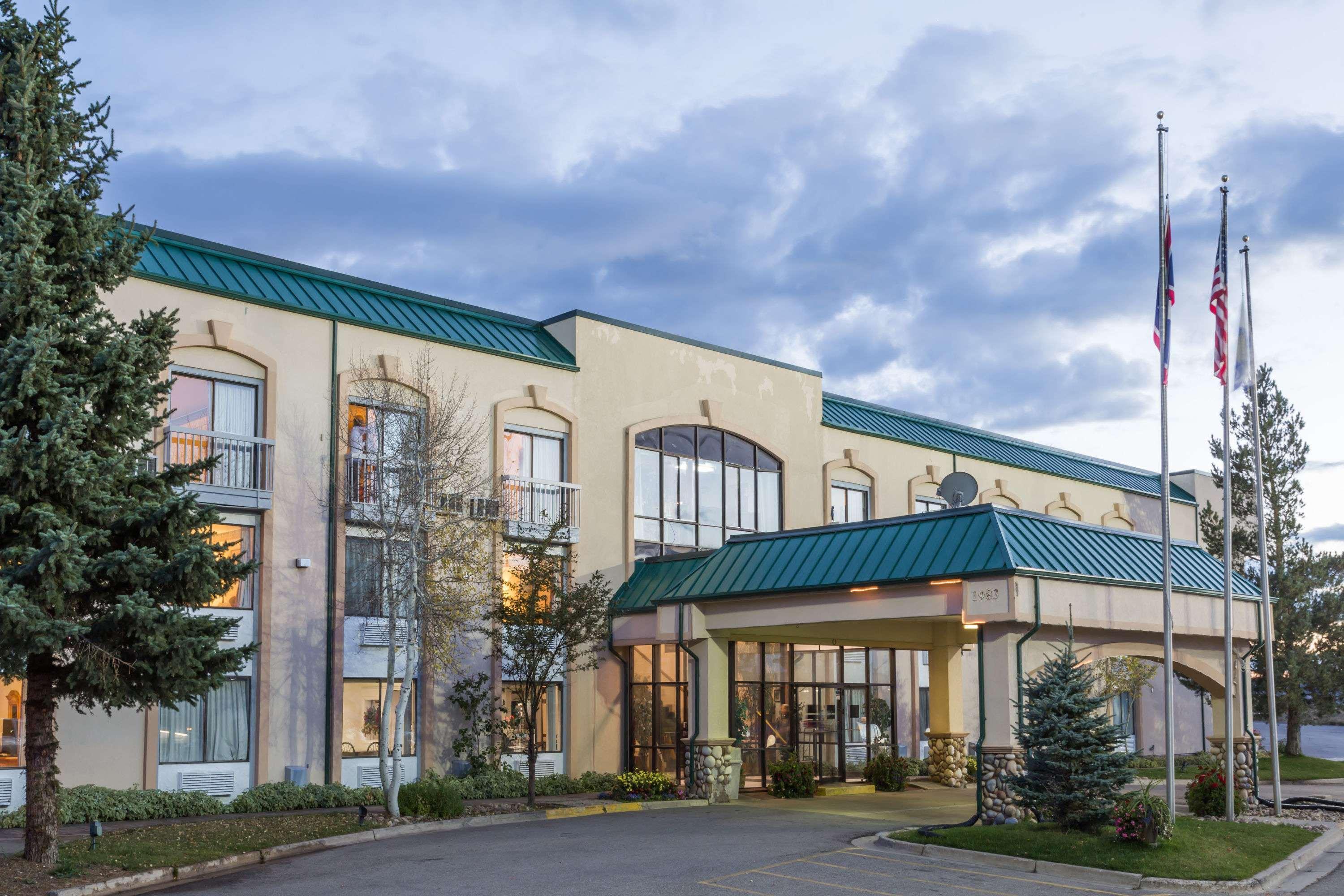Days Inn By Wyndham Evanston Wy Экстерьер фото